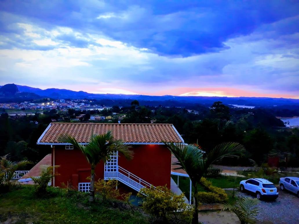 El Mirador De Guatape 2 Hotel Екстериор снимка